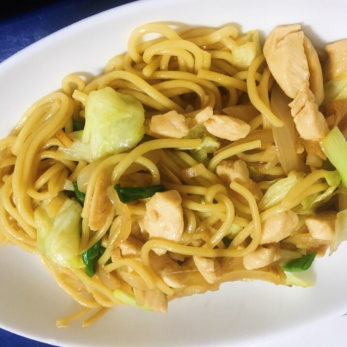 台湾風焼きそば！鶏ササミ炒麺(チャーメン)